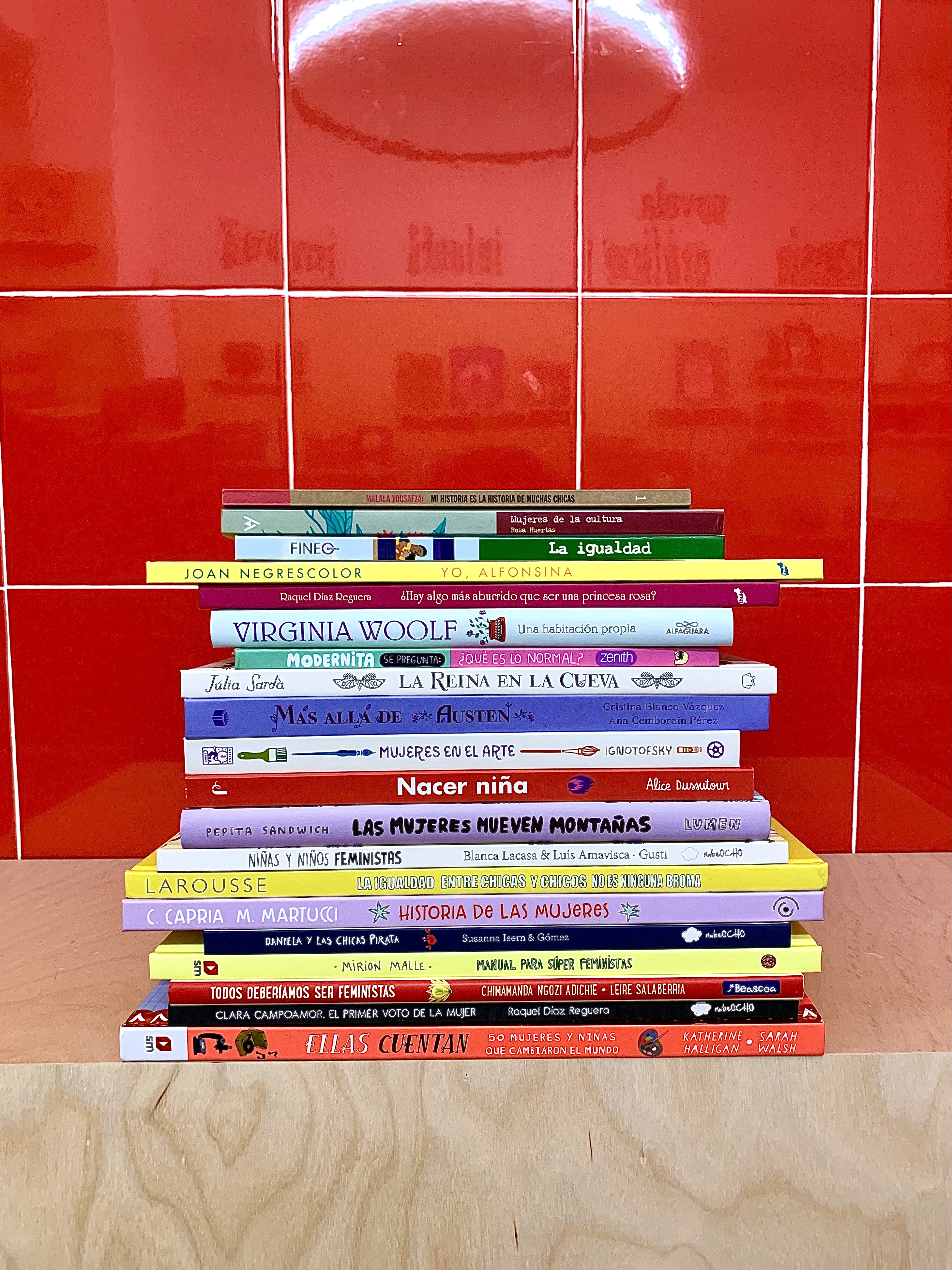 Lecturas infantiles y juveniles para el 8-M