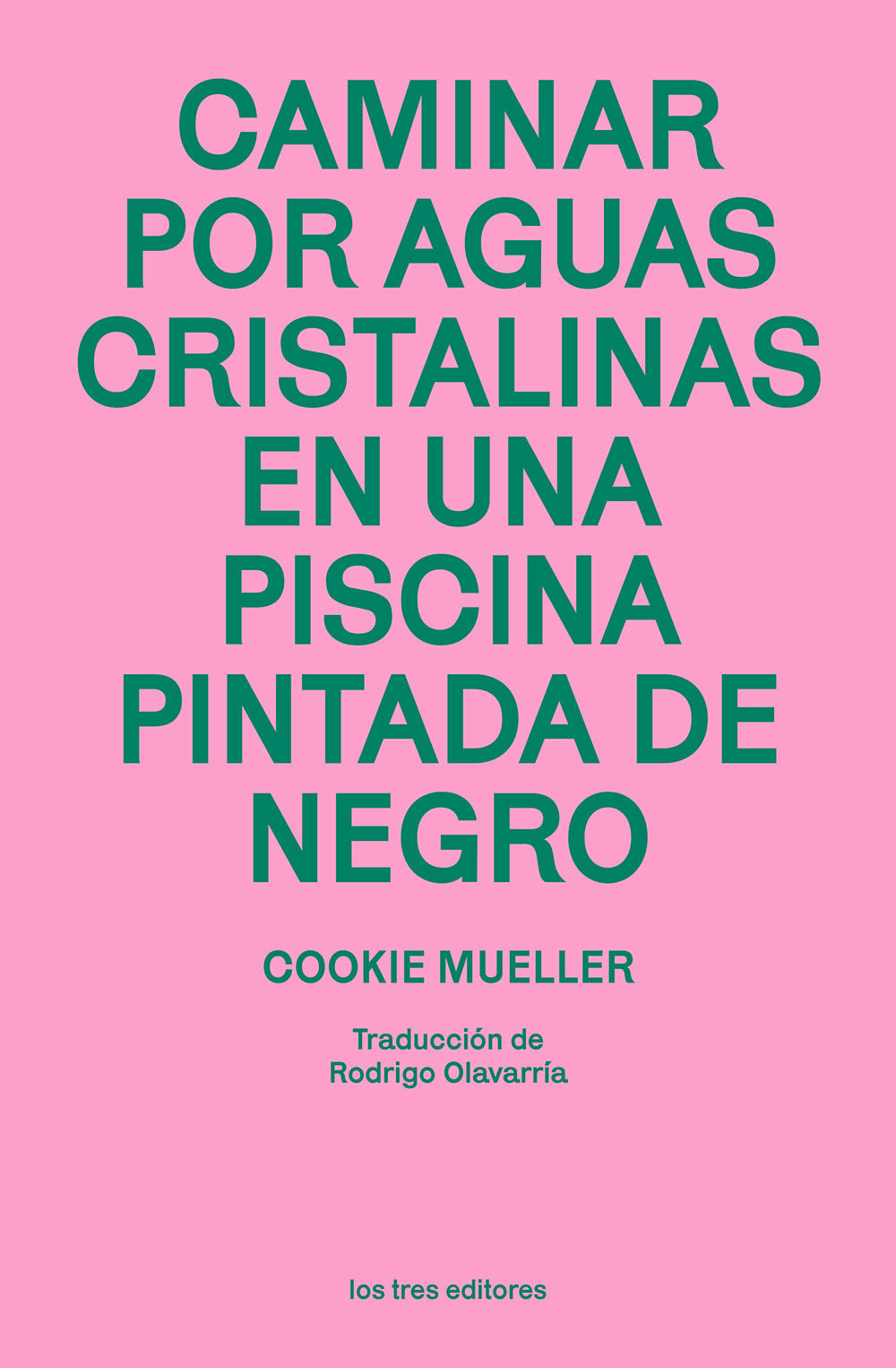 CAMINAR POR AGUAS CRISTALINAS EN UNA PISCINA PINTADA DE NEGRO. EN UNA PISCINA PINTADA DE NEGRO