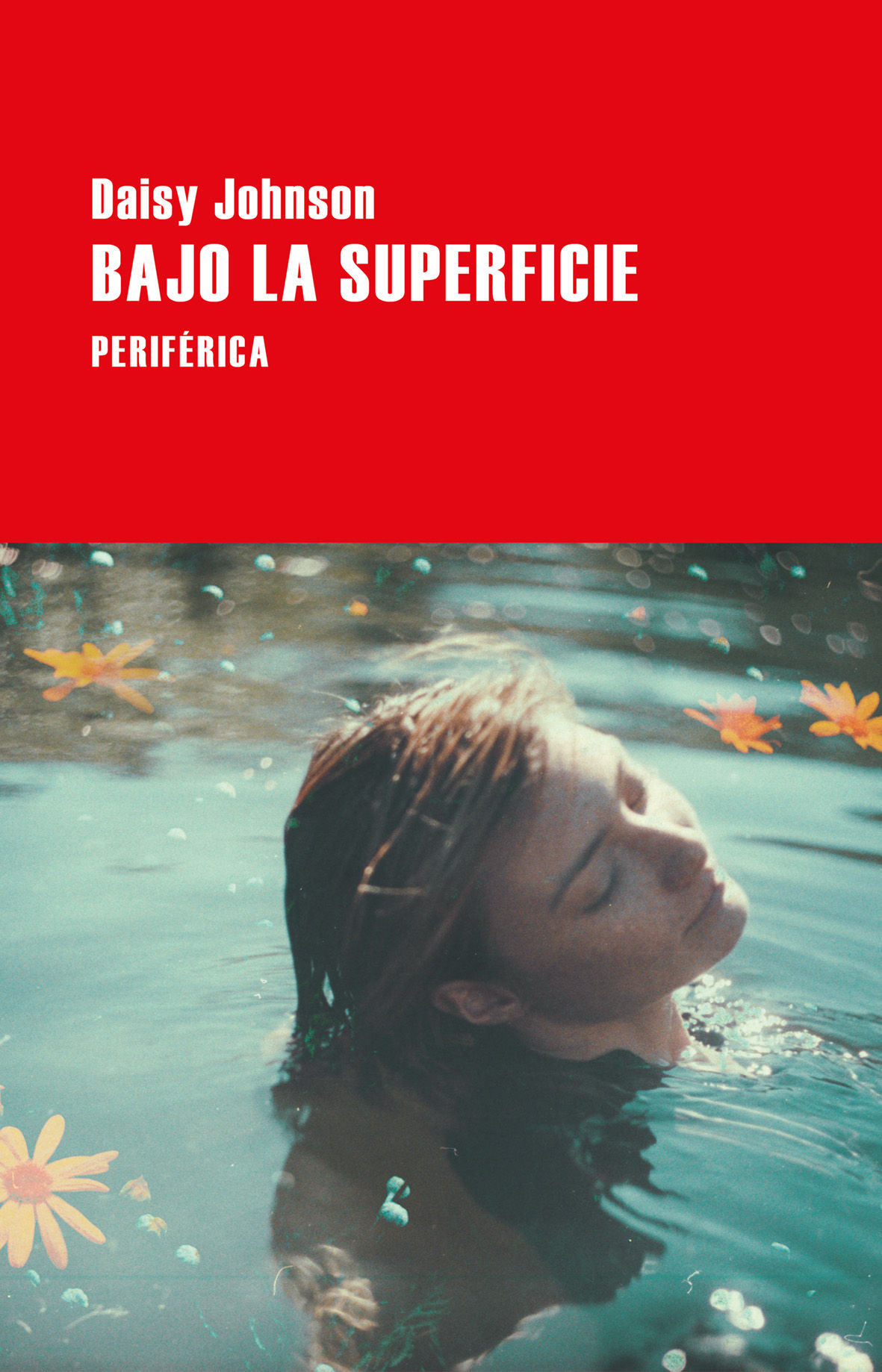 BAJO LA SUPERFICIE.