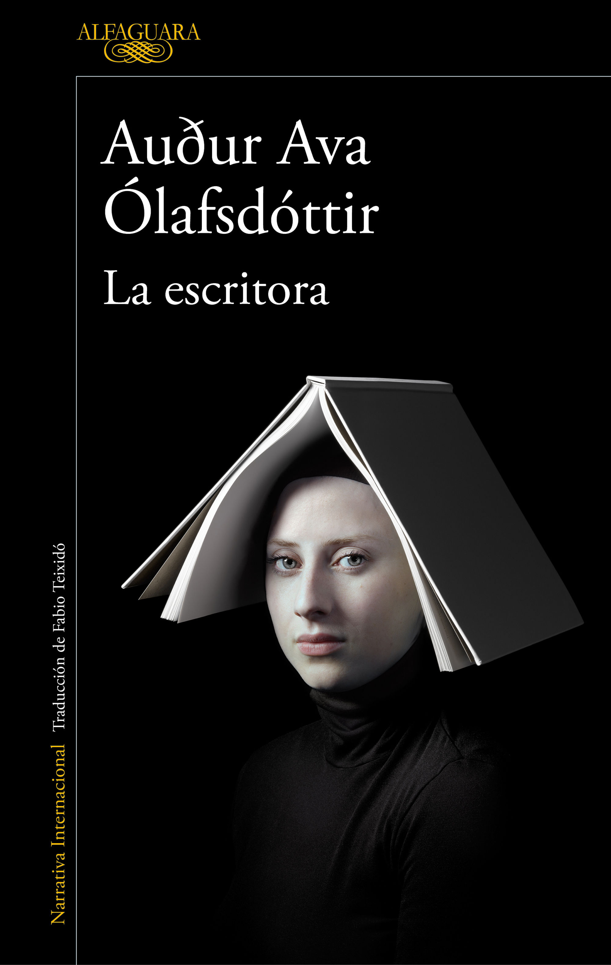 LA ESCRITORA. 