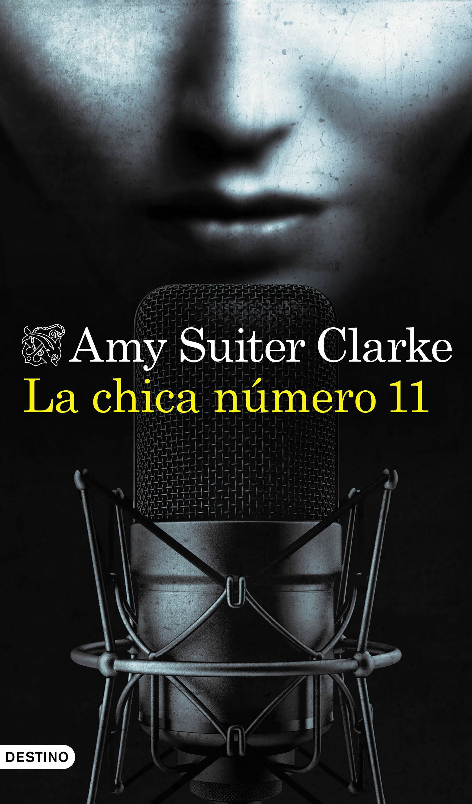 LA CHICA NÚMERO 11. 