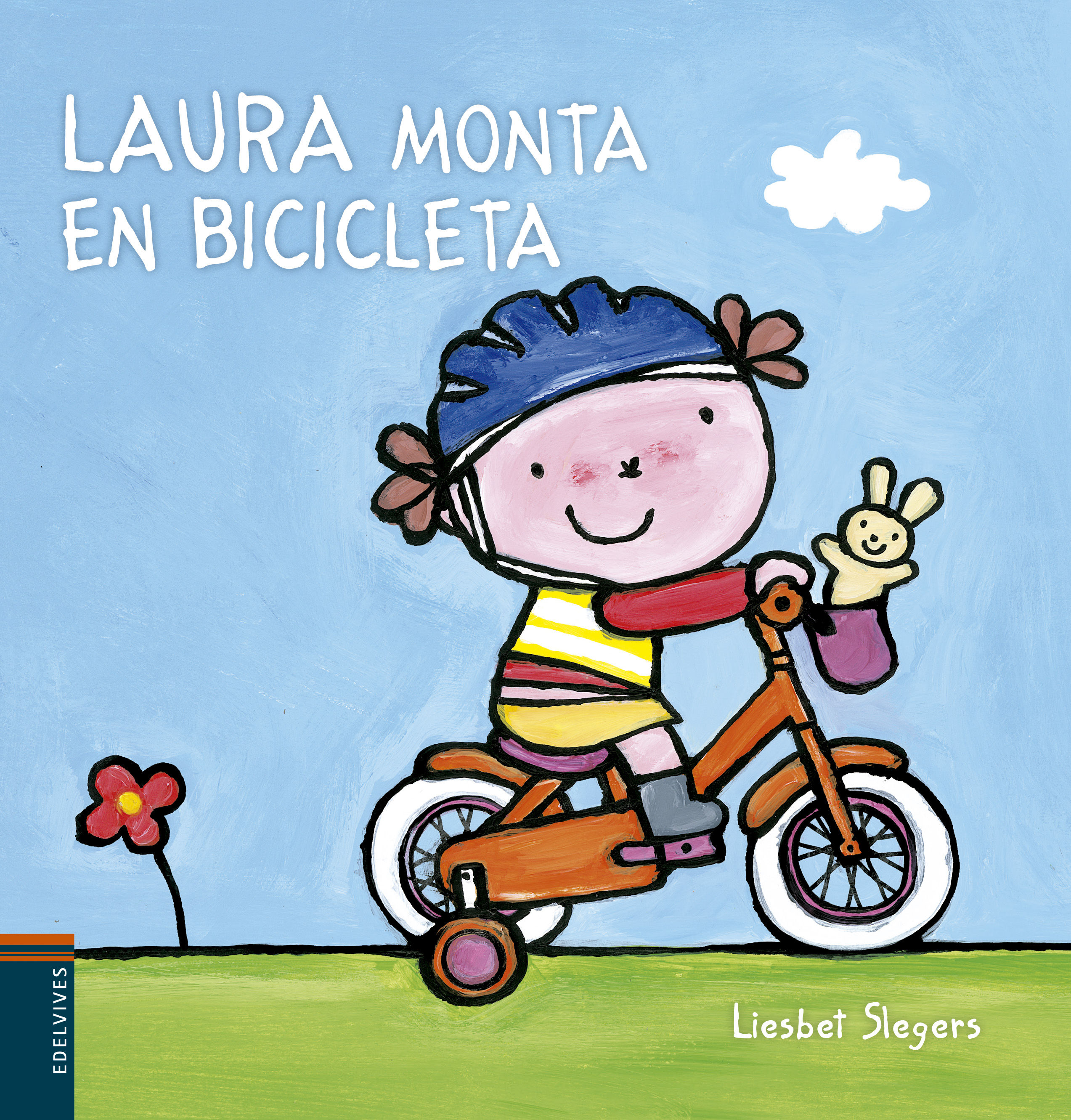 LAURA MONTA EN BICICLETA. 