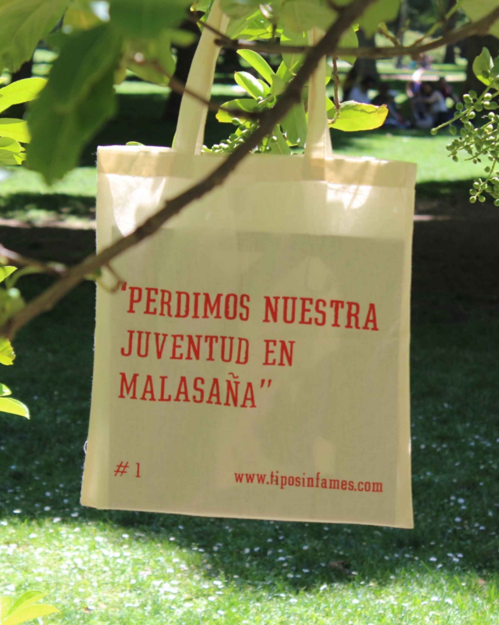 BOLSA TELA BLANCA PERDIMOS NUESTRA JUVENTUD EN MALASAÑA